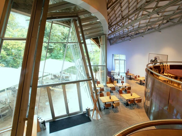 Café ohne Menschen09-Hans-Schroeder-Marta Herford.jpg