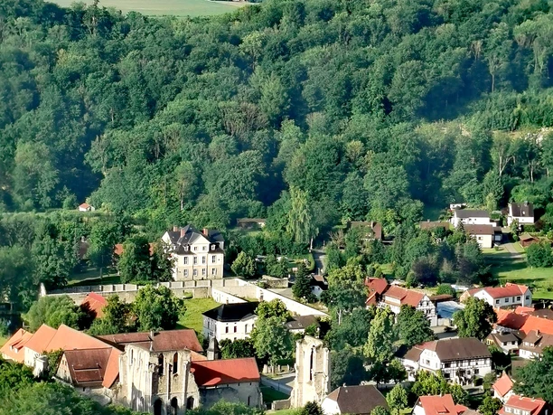Kloster Walkenried inmitten der herrlichen Karstlandschaft Südharz