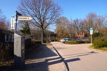 Parkplatz hinter der Sülzmauer