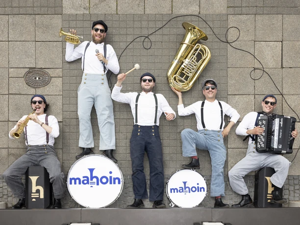 Mahoin
