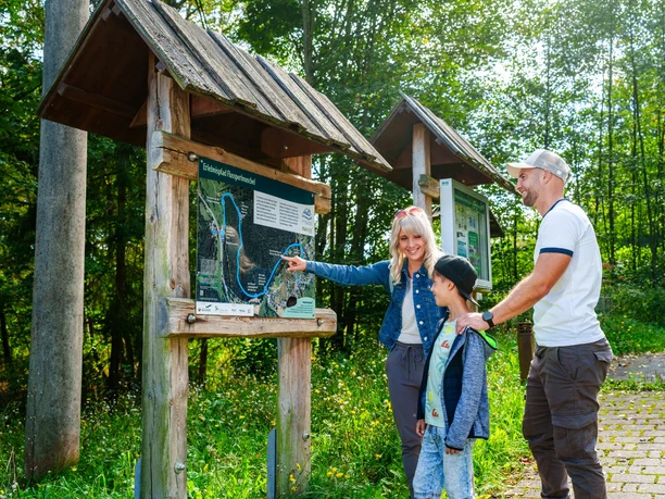 Erlebnispfad Flussperlmuschel Start Raun