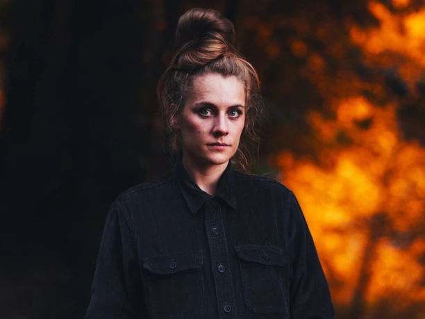 Laura Braun - Herbst Portrait