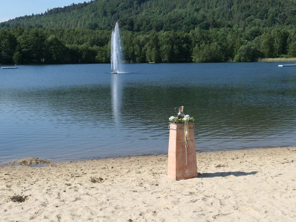 Taufstein an der Stockelache