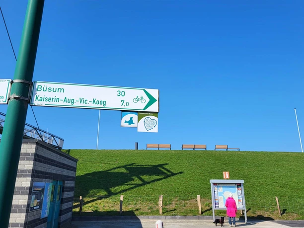 Dithmarschen-Route: Beschilderung in Friedrichskoog