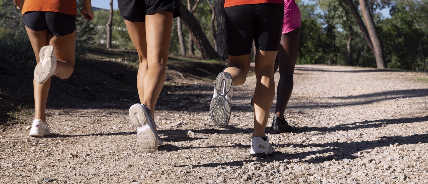 Jogger.jpg Vier Leute beim Joggen