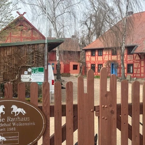 Welkensiek.jpg Blick auf den Hof Welkensiek