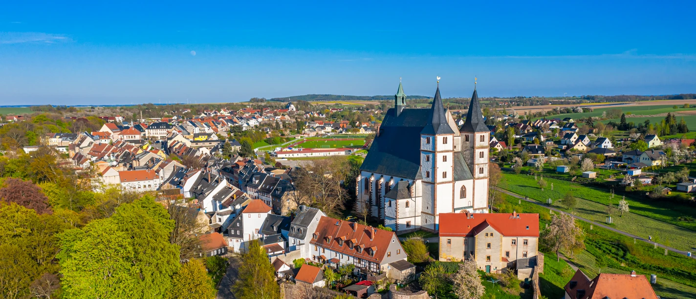 Geithain-Nikolaikirche-Drohnenaufnahme-Region-Leipzig-Luftflug-leipzig-travel.jpg Blick auf die Stadtkirche St. Nikolai Geithain