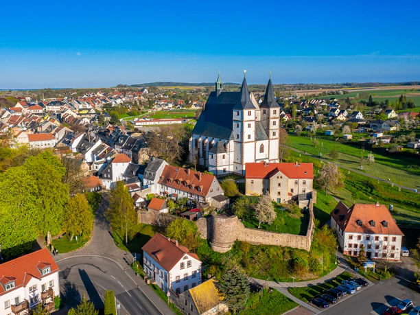 Pohled na městský kostel svatého Nikolaje Geithaina