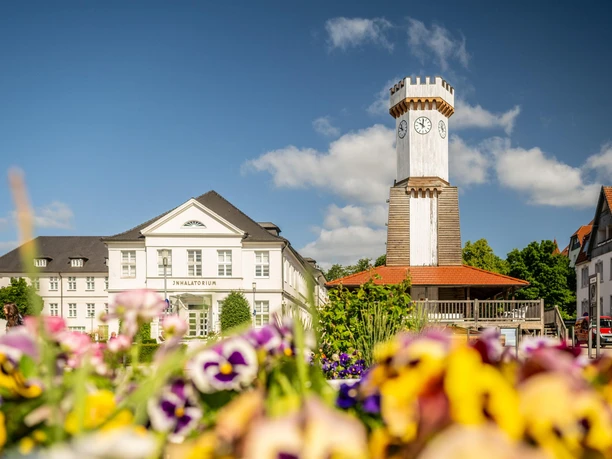 Gradierwerk mit dem Uhrenturm