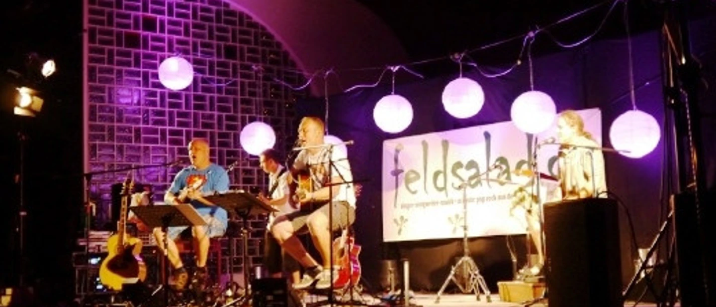 Feldsalad spielt im Oberkircher Stadtgarten