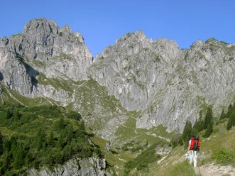 Freiwilligen Tage Brunnenkopf - Wege bauen, Weiden pflegen, Lebensräume erhalten