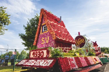 Bad Nauheim - Steinfurther Rosenfest - Rosenkorso
