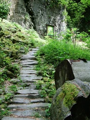 weg_zur_kitzkammer-c-geo-naturpark_frau-1