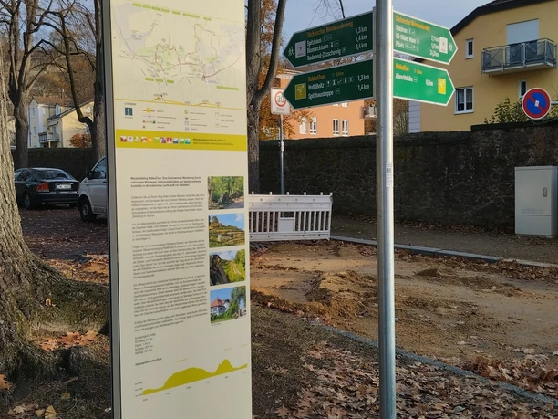 Wanderstele RebkulTour am Eduard Bilz Platz