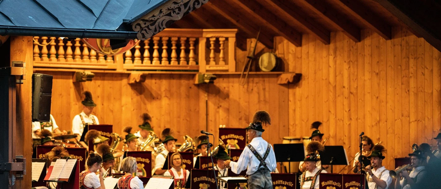 8_Strauss im Park_(c)WEhn_RST2022.jpg