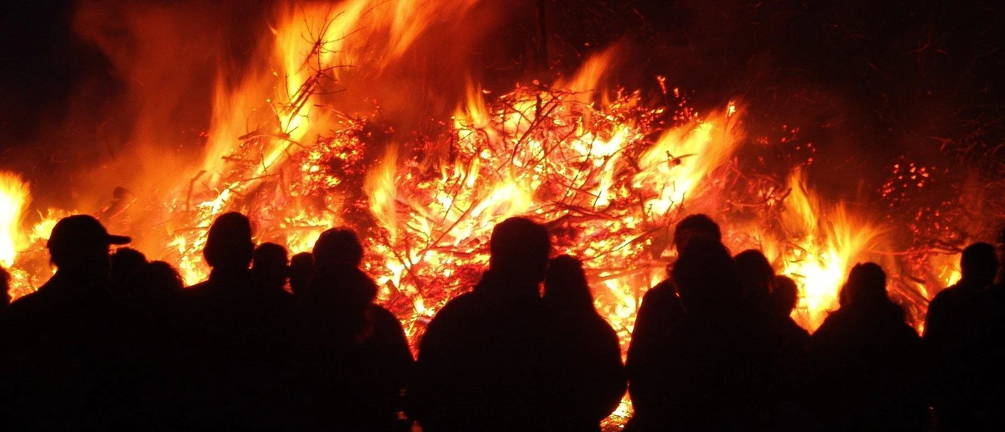 Osterfeuer-Image_Pixabay.jpg