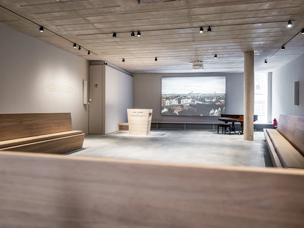 Museumsfoyer mit Animation von Königsberg