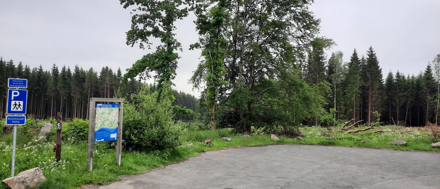 Parkplatz oberhalb von Amtshausen