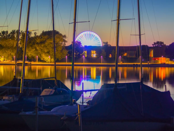 Allersee_Riesenrad_Schützenfest 2017©WMG Wolfsburg_Foto Jens L. Heinrich_vollständig.jpg Riesenrad auf dem Schützenplatz