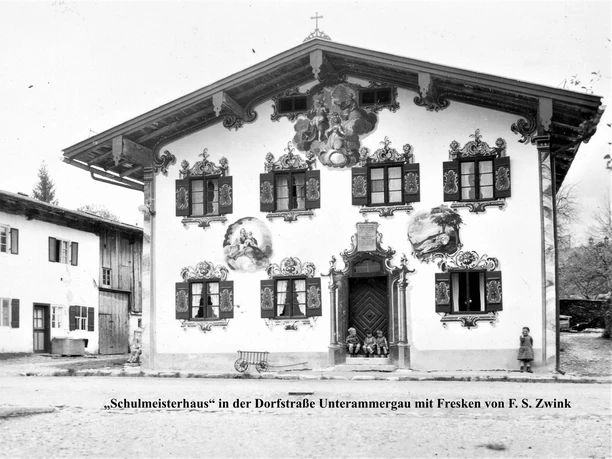 Schulmeisterhaus Unterammergau.jpeg