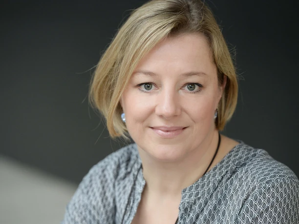 Claudia Mahnke Claudia Mahnke