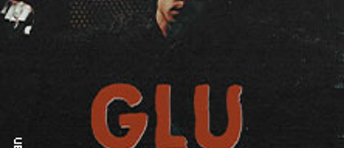 Dunkles Tourposter mit einer Person im Schatten und dem Schriftzug GLU Pony Boy Tour 2026