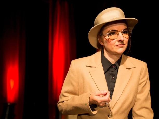 Hildegard-Knef-c-Lukas Grey (3).jpg