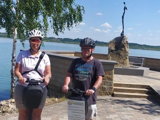 Mit Segway am Gedenksten "Bella Gruna"
