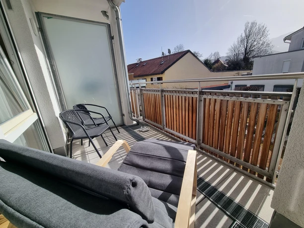 Gemütlicher Balkon mit Bergblick