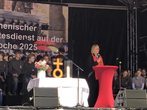 Oek.friedens Gd Maiwoche202505(c) Brigitte Neuhaus
