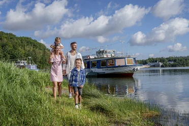 Schiffahrt Talsperre Pöhl Familie