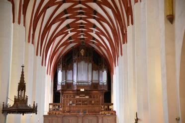Orgue Sauer de l'église Saint-Thomas de Leipzig Vue de l'orgue Sauer dans l'église Saint-Thomas de Leipzig