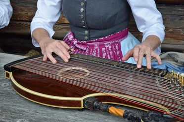 FLM_Glentleiten_Zither1.jpg