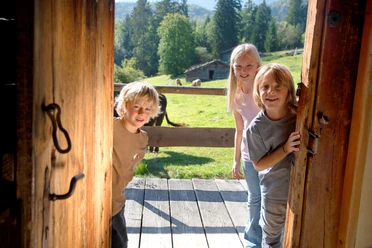Bezirk Oberbayern_FLM_Glentleiten_Gerard_Almtür.jpg