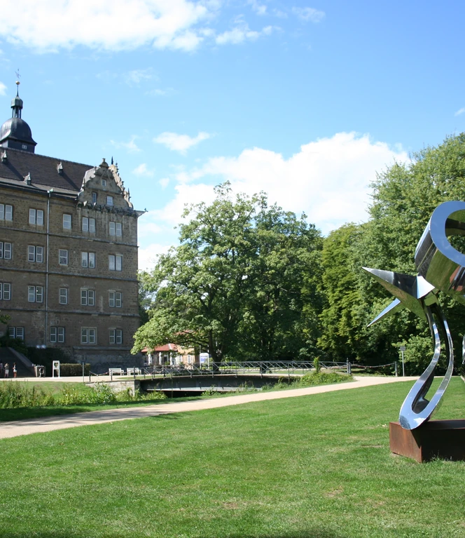 RS17853_Schloss Wolfsburg, (c)WMG Wolfsburg.JPG Blick auf das Schloss