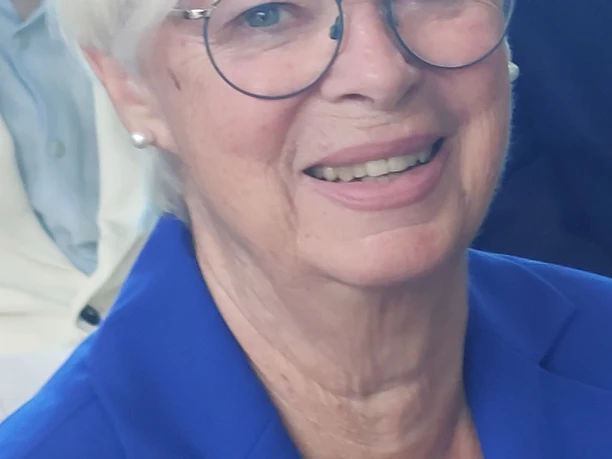 Brigitte Behrens Kunstscheune Steinhude.jpg