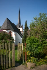 View of the village church of Podelwitz