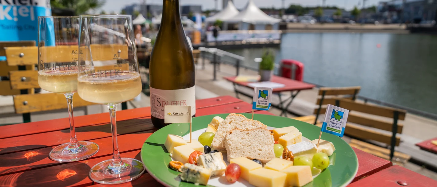 Käse trifft Wein 2025.jpg