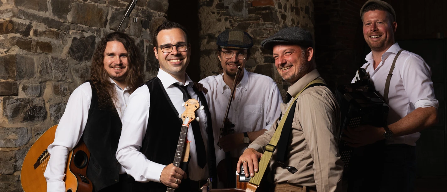 4. Clonmac Noise.jpg