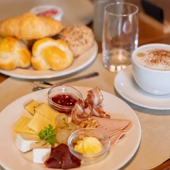 Muttertagsbrunch Bergkäserei Marbach