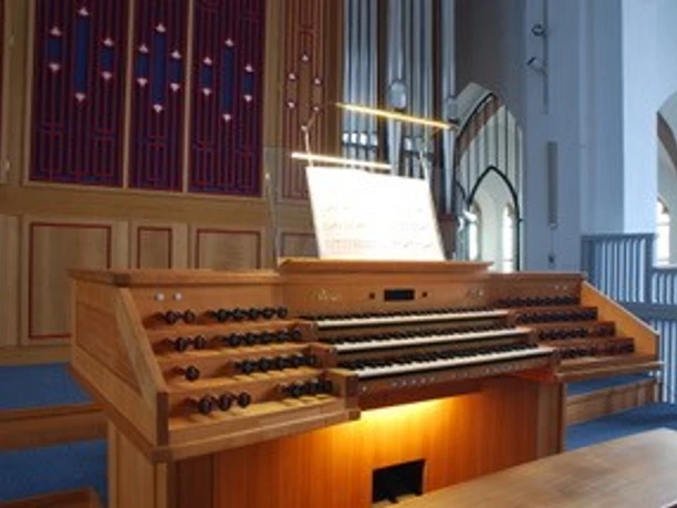 Orgel Simon und Judas 2.jpg