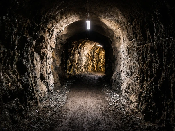 Tunnel in der Rotzschlucht