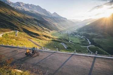 Furkapass Urnerseite Blick Richtung Urserntal