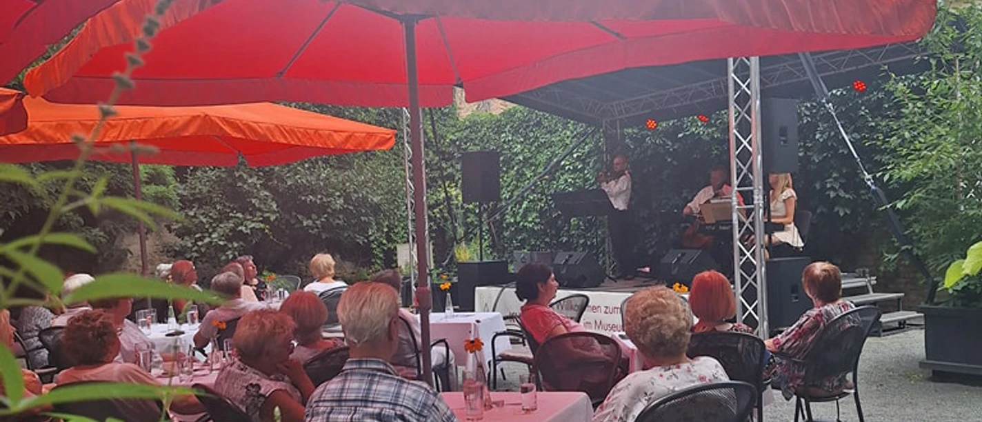 Klassik im Museumshof_Foto Aschersleber Kulturanstalt.jpg