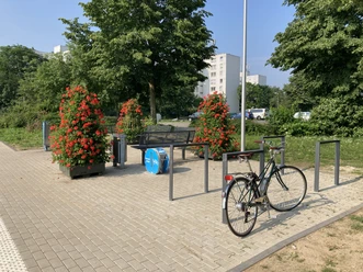 Luftpumpe am Rastplatz Radschnellweg.jpg