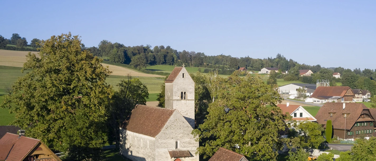 Sempach_Katholische_Kirche_St._Martin_auf_Kirchbühl.jpg