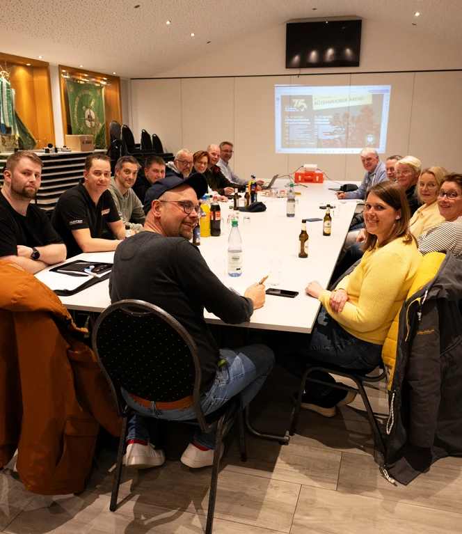 Mitglieder des Festausschusses beraten über die Feierlichkeiten ©Bianca Meyering.jpg