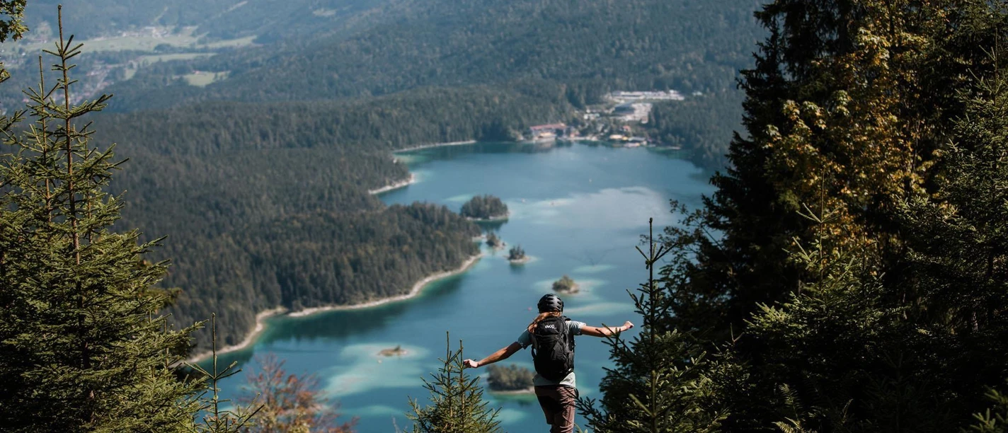 Läufer am Eibseeblick