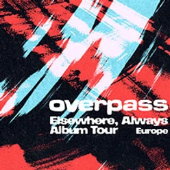 Abstraktes Tourplakat mit rot-blauen Pinselstrichen und dem Schriftzug zur Overpass-Tour