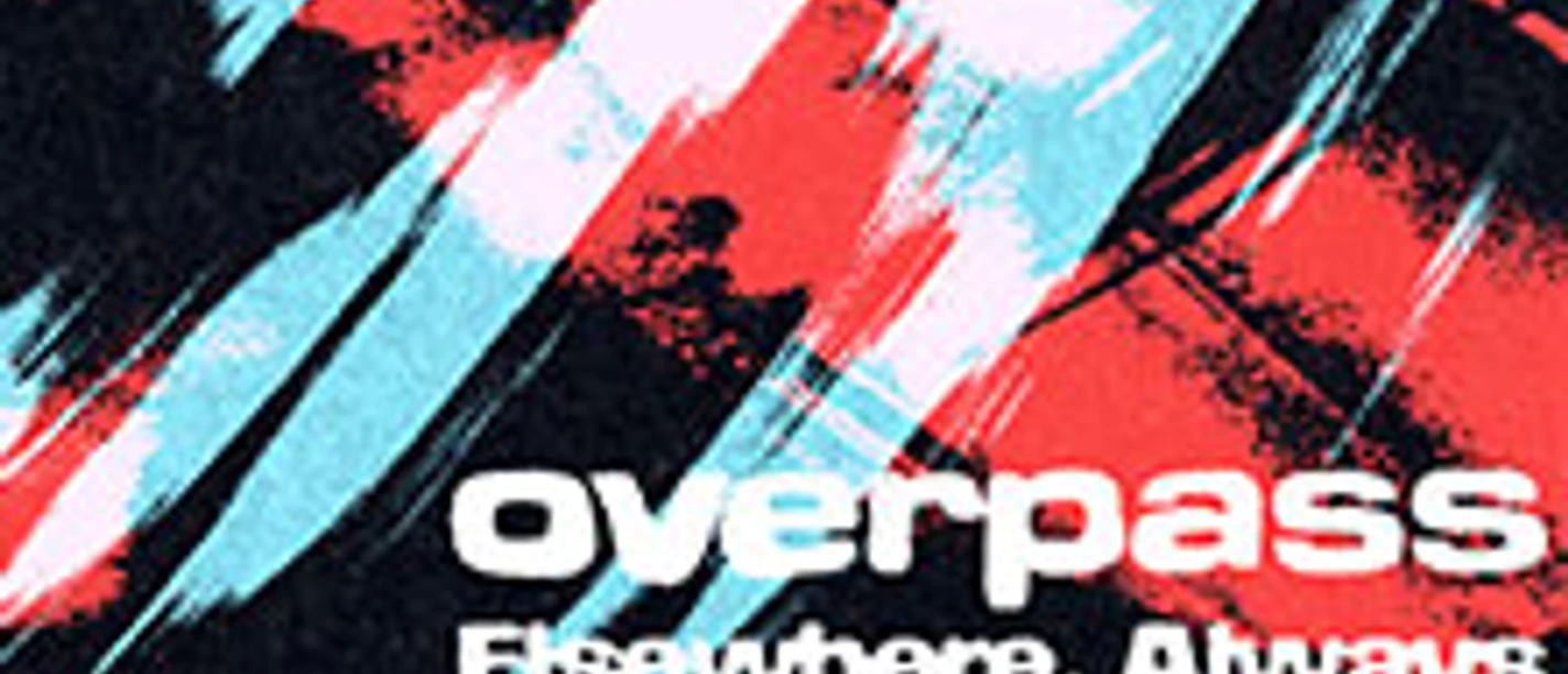 Abstraktes Tourplakat mit rot-blauen Pinselstrichen und dem Schriftzug zur Overpass-Tour